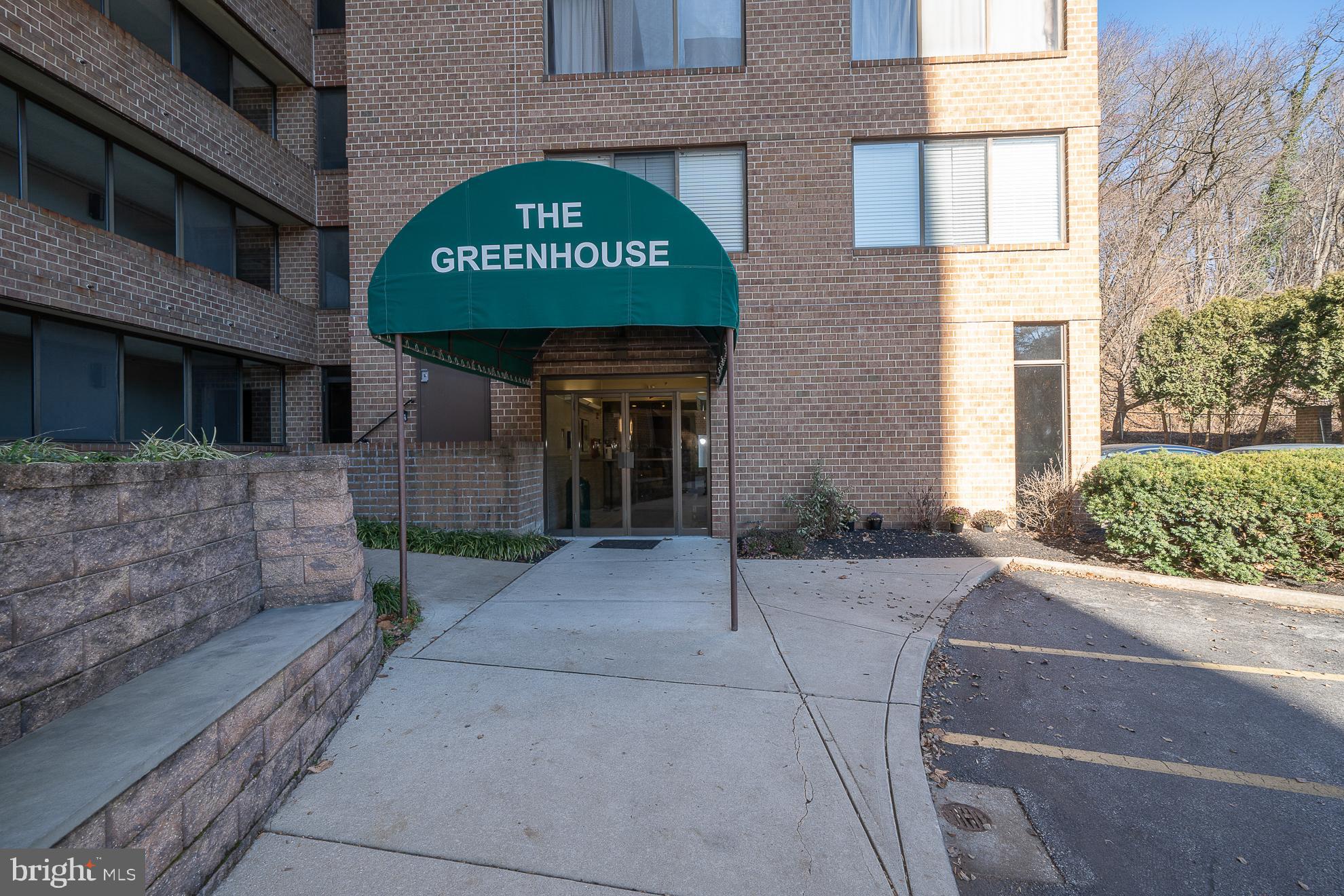 19 ROCK HILL RD #2-B