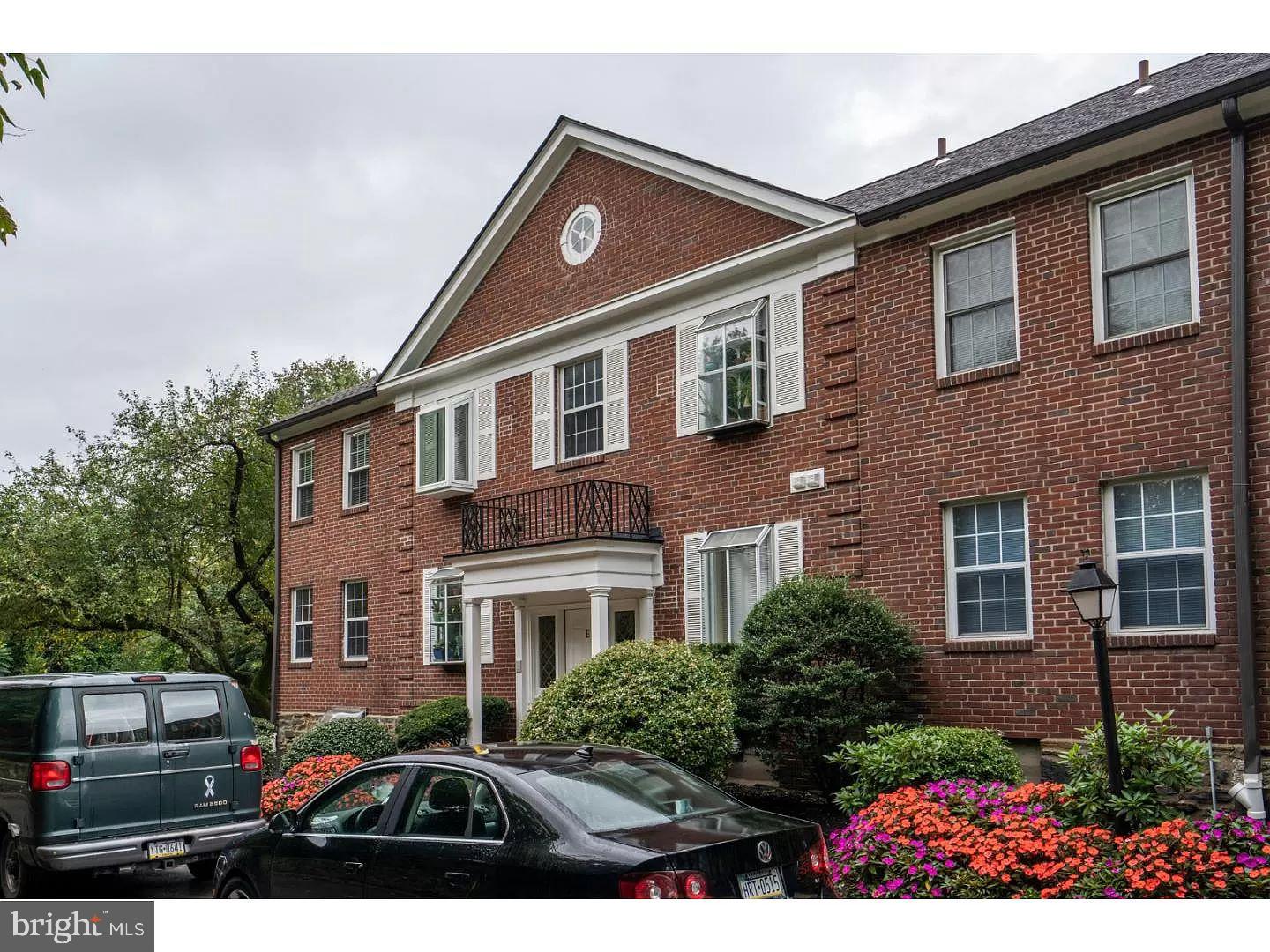 922 Montgomery Ave #E4