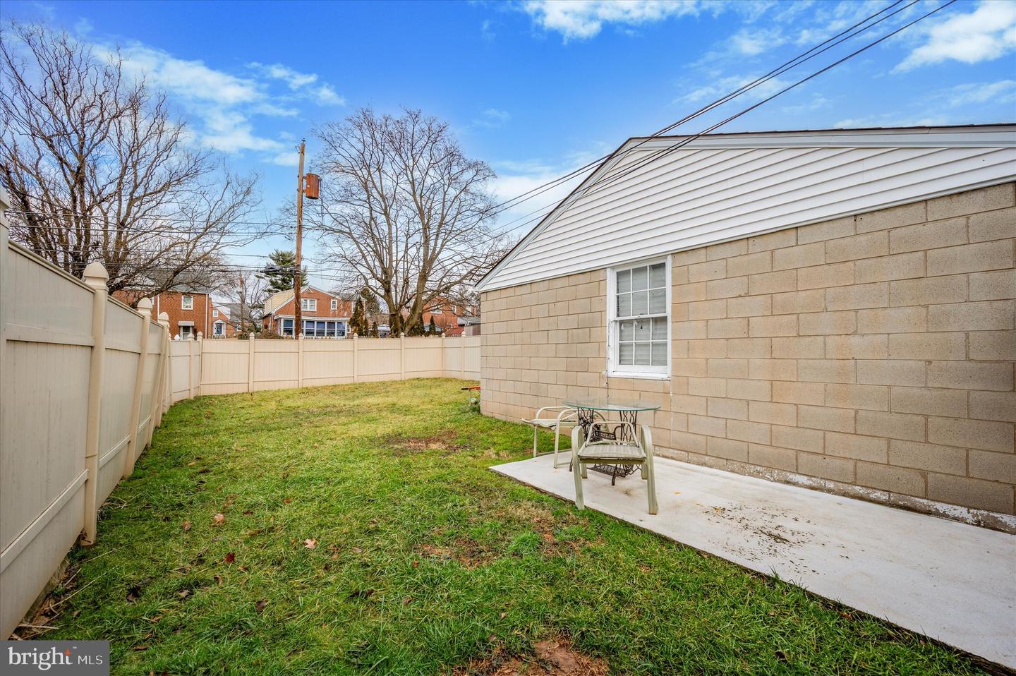 1803 Locust St