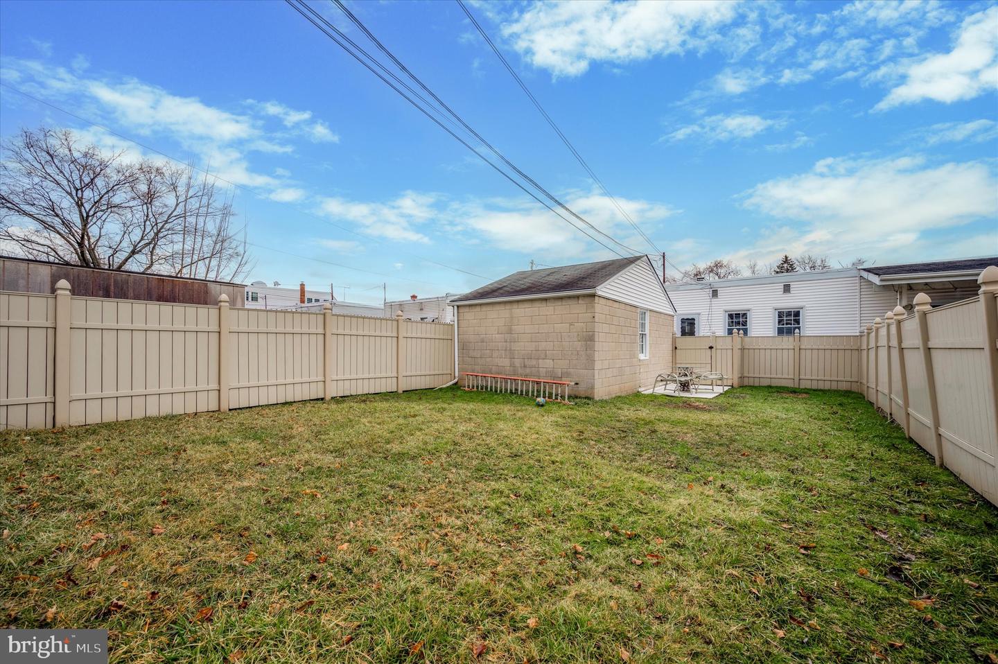 1803 Locust St