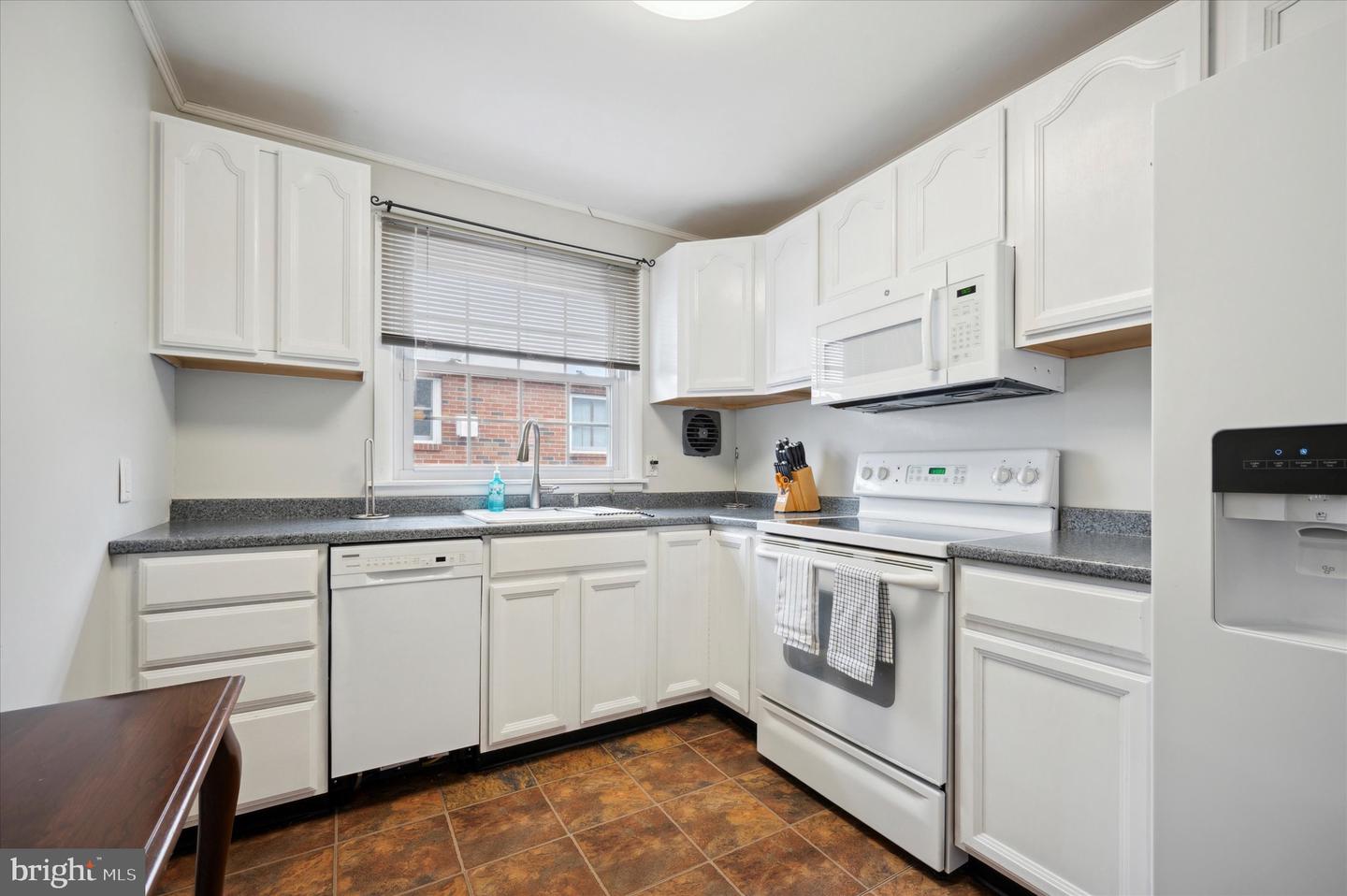 1803 Locust St