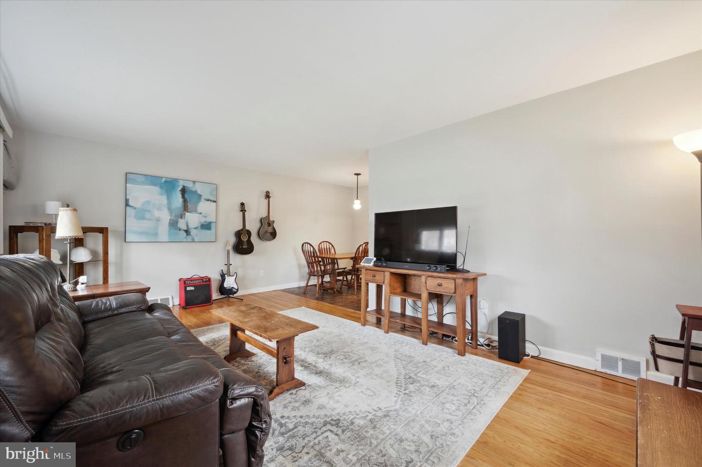 1803 Locust St