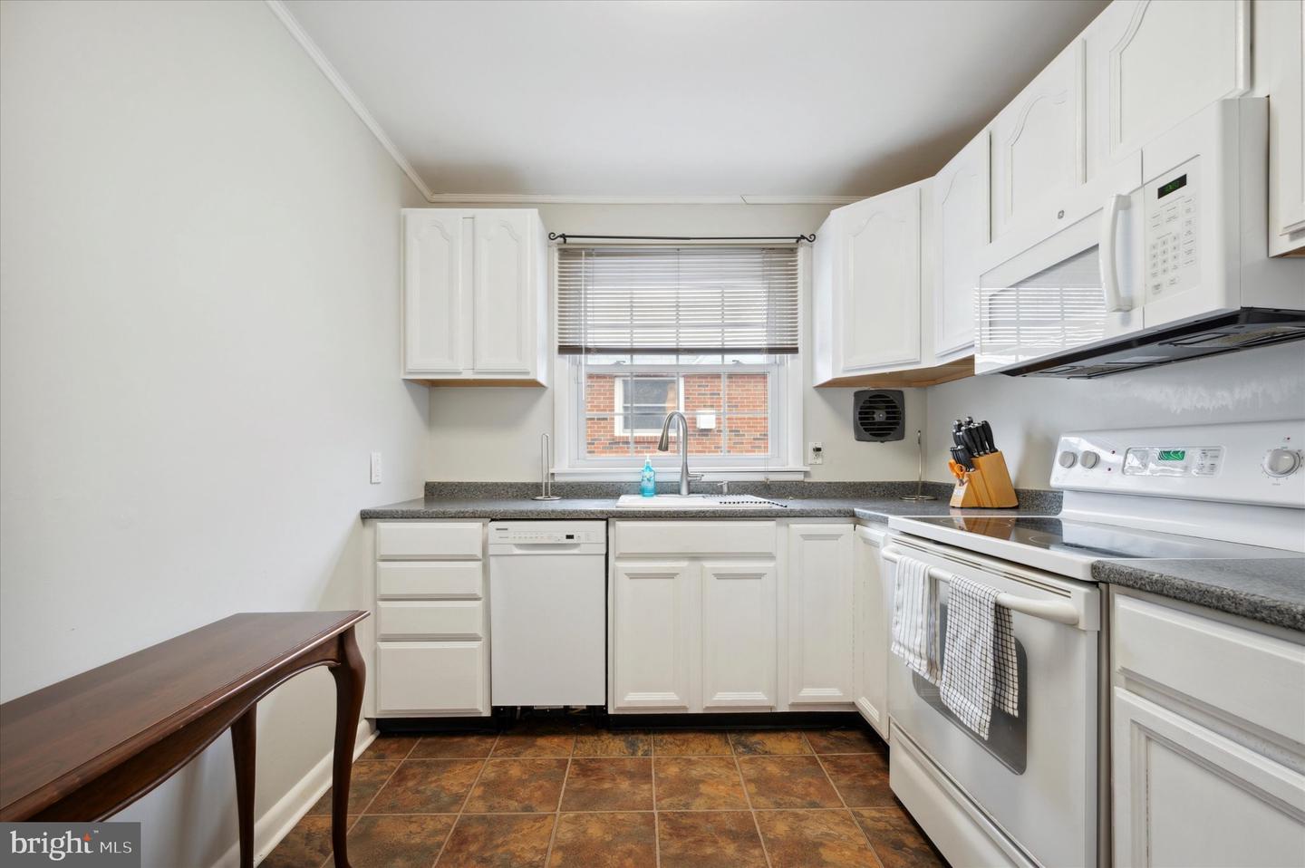1803 Locust St