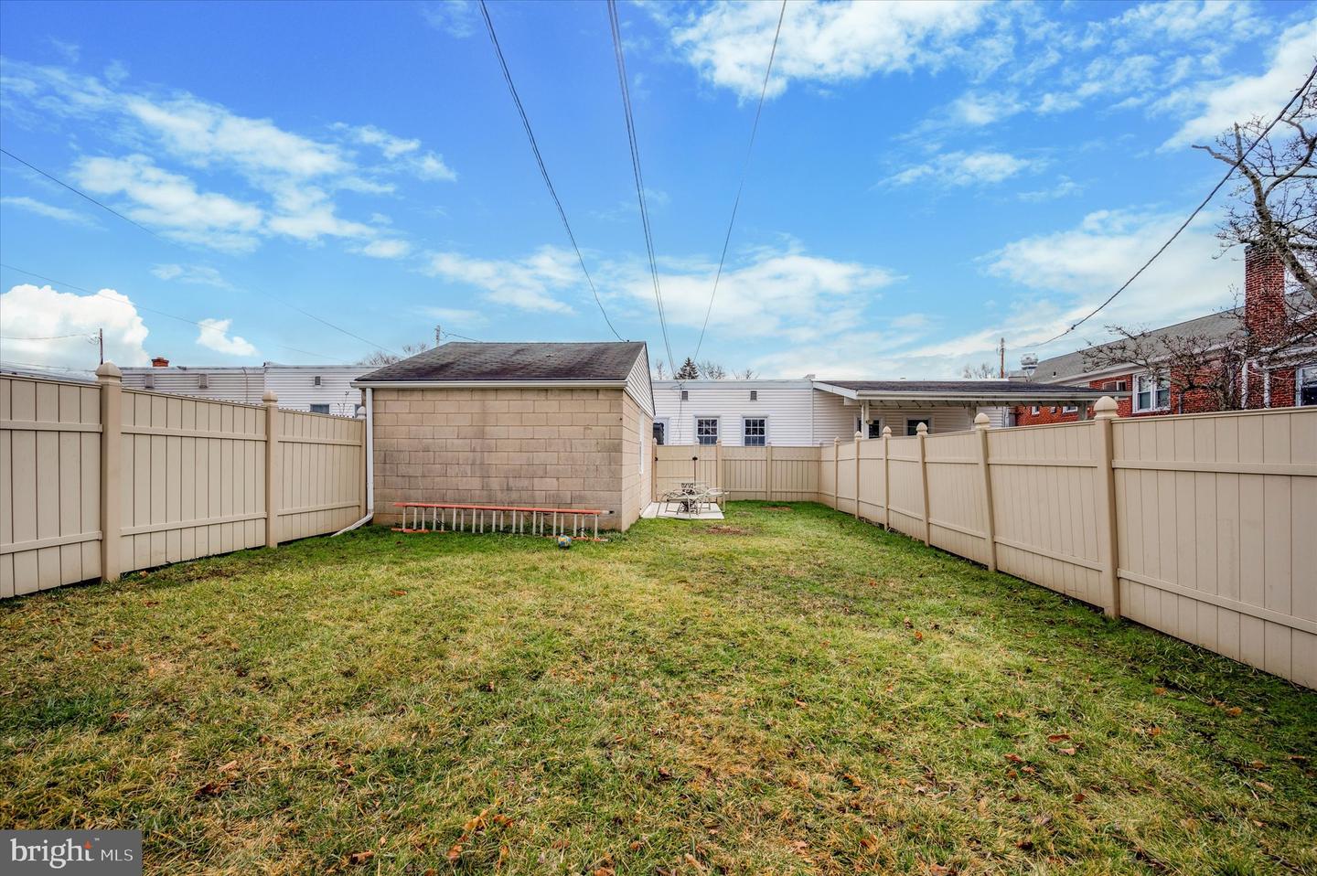 1803 Locust St