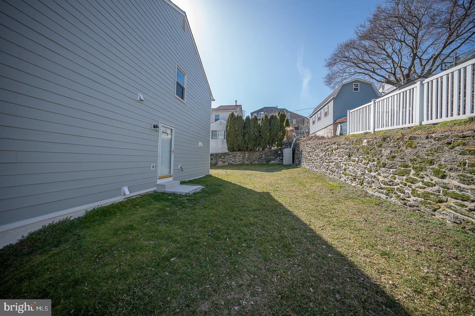 55 Rockland Ave