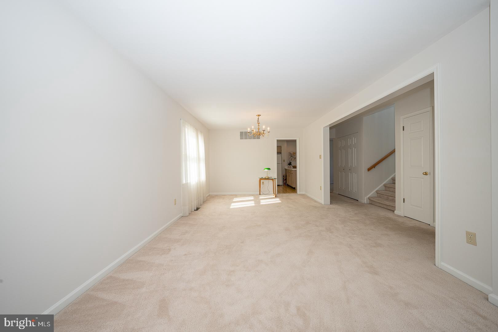 55 Rockland Ave