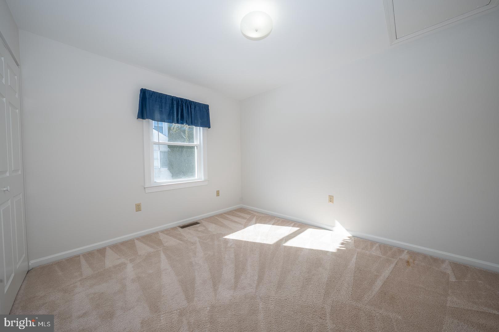 55 Rockland Ave
