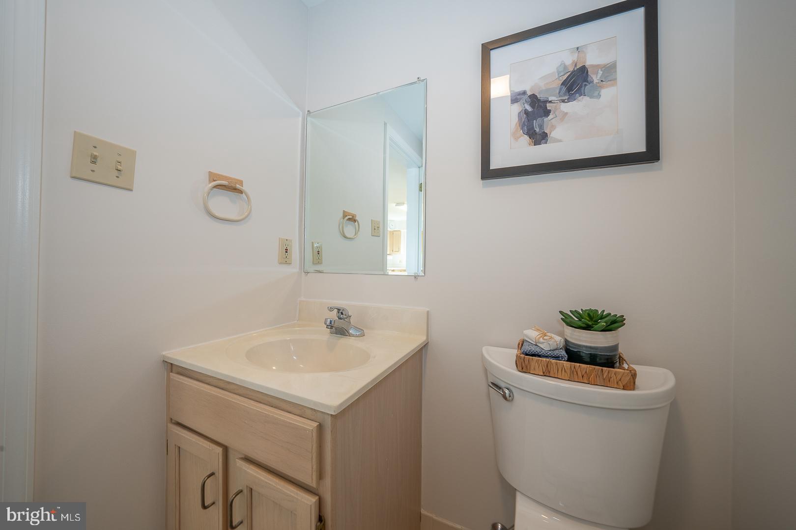 55 Rockland Ave