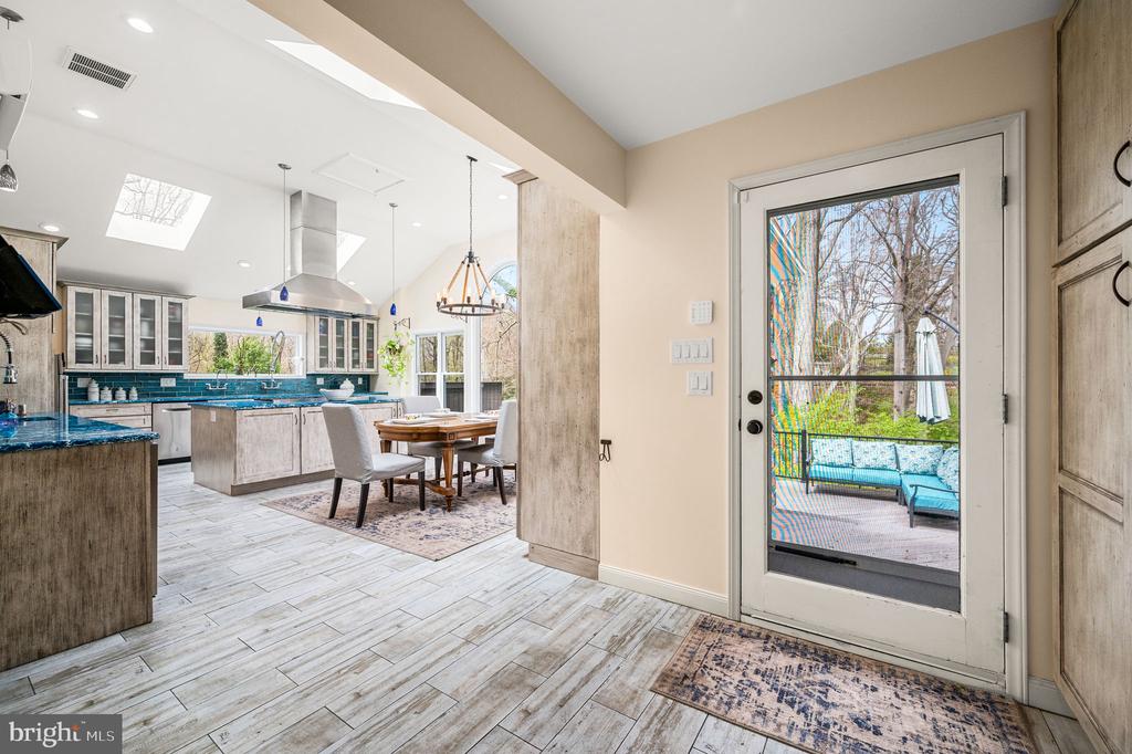 304 Keithwood Rd
