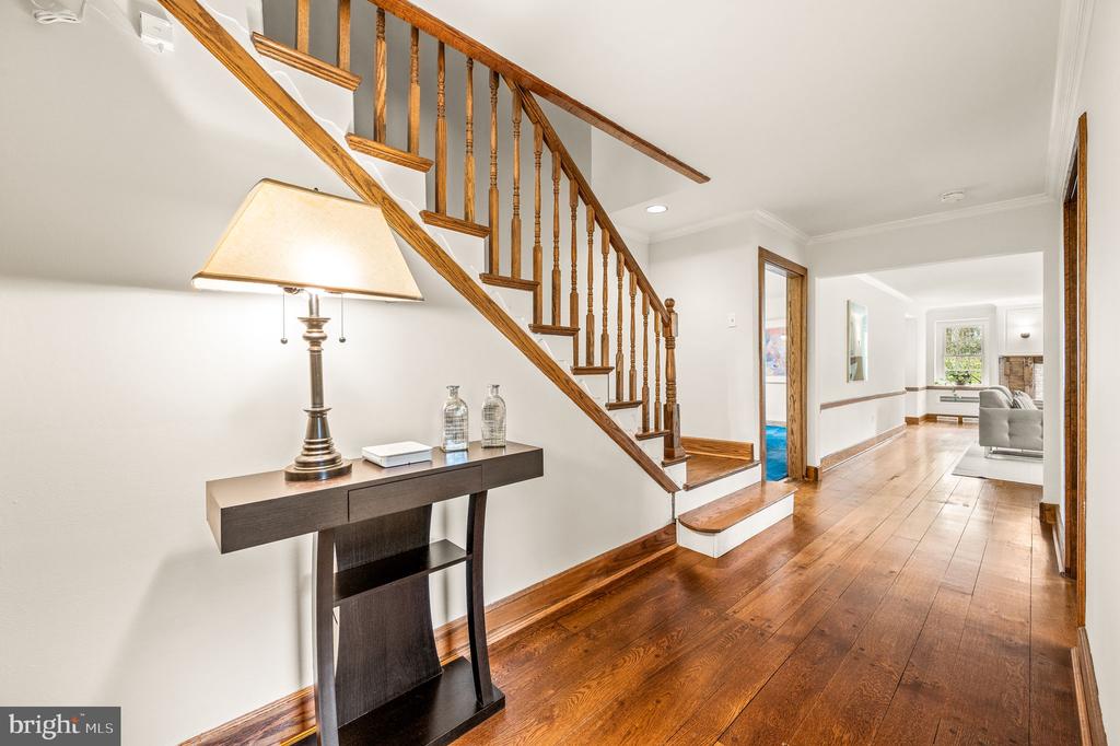 304 Keithwood Rd