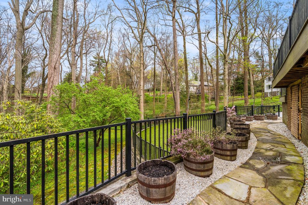304 Keithwood Rd
