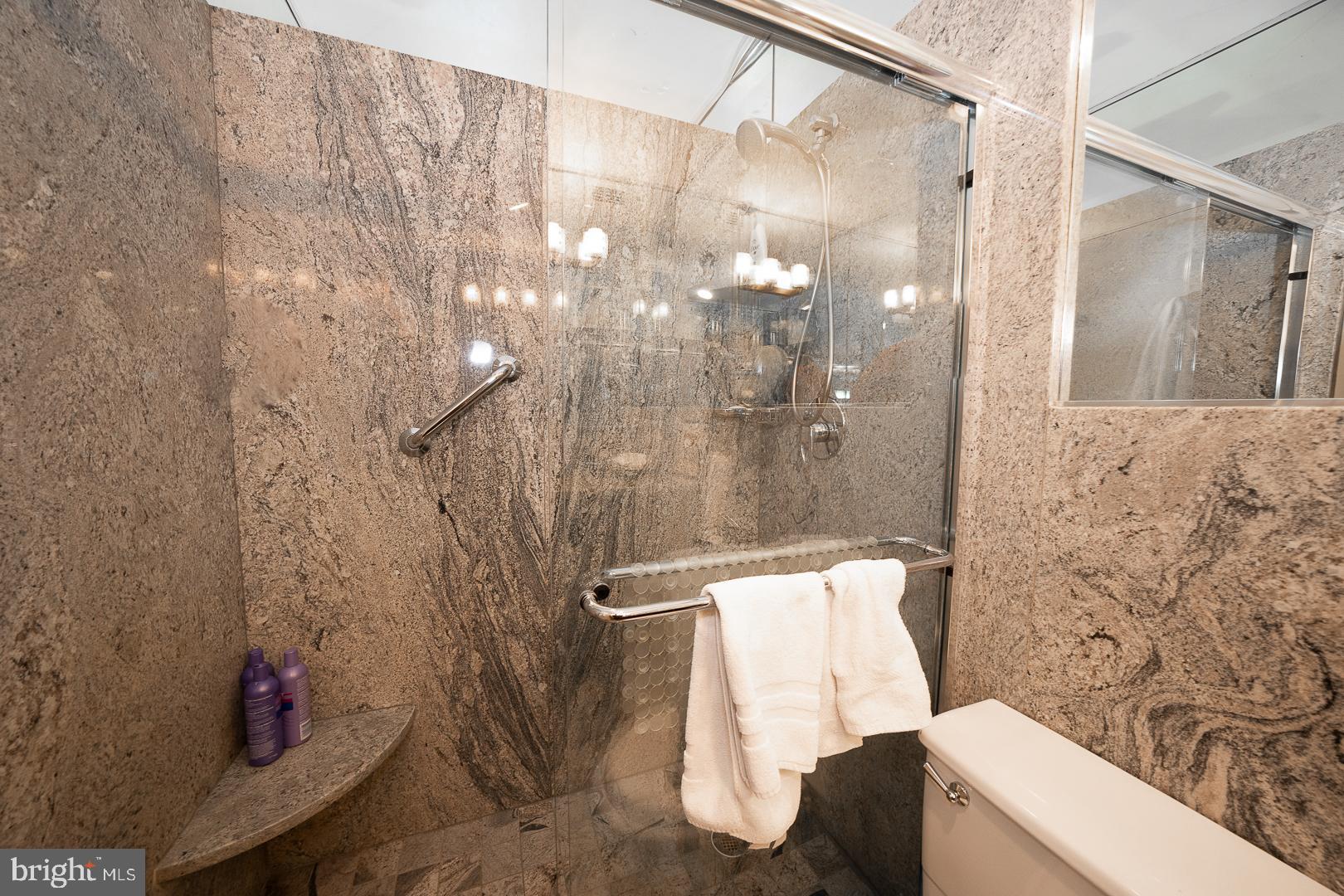 191 Presidential Blvd #R 312/11