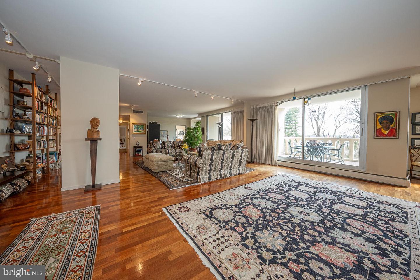 191 Presidential Blvd #R 312/11