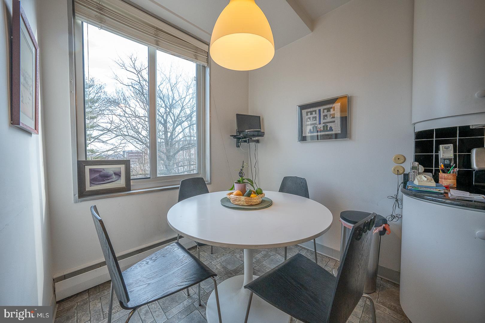 191 Presidential Blvd #R 312/11