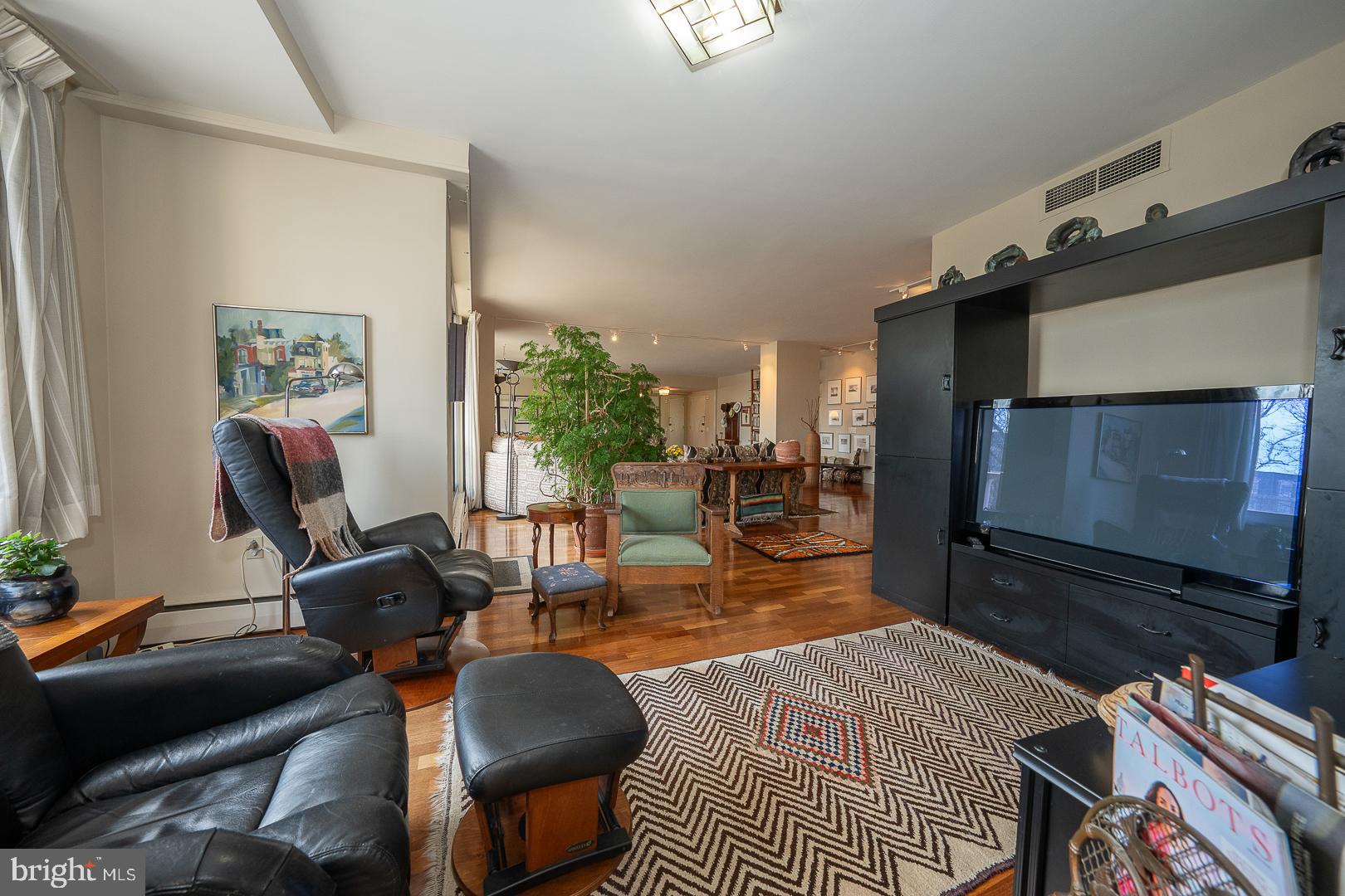 191 Presidential Blvd #R 312/11