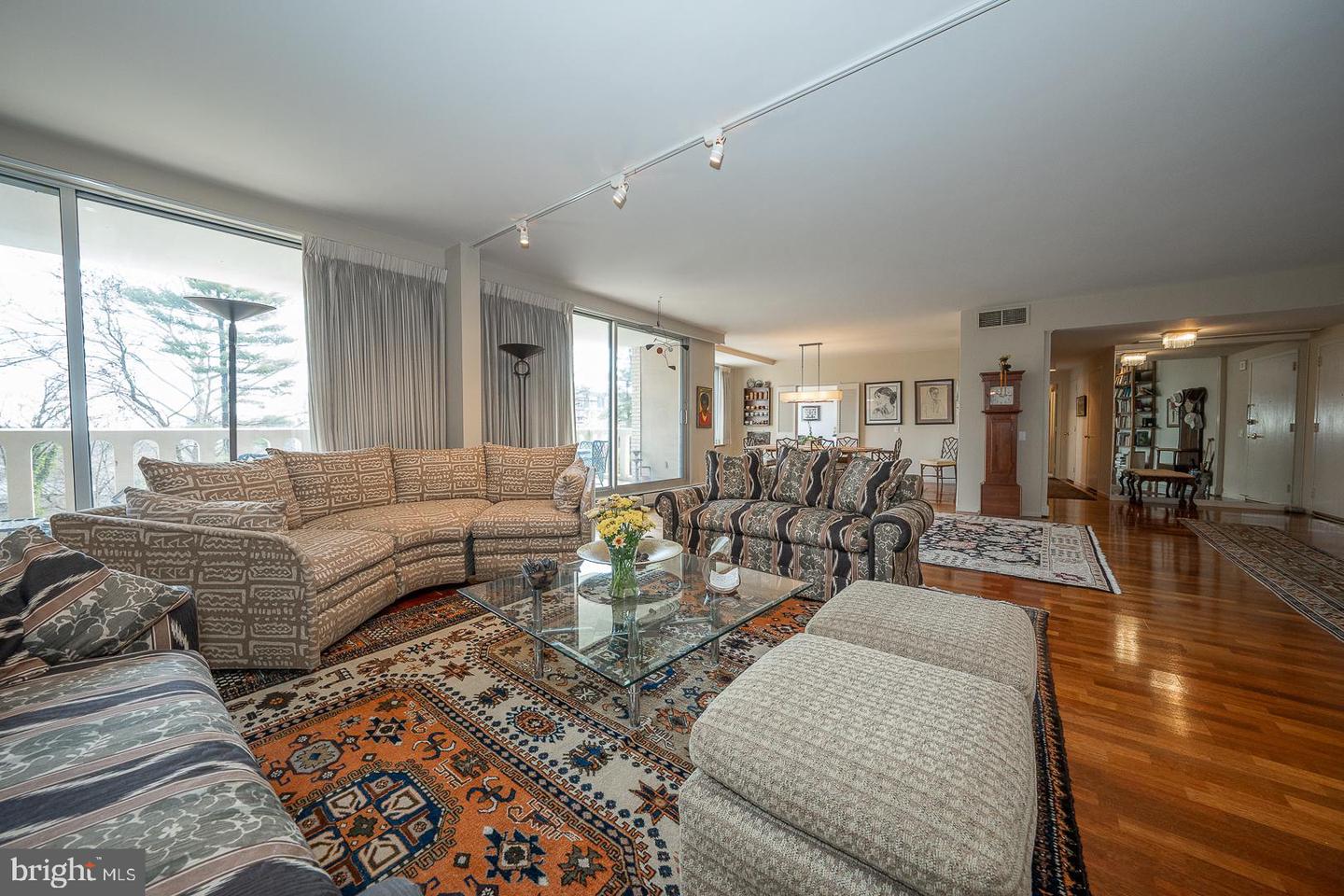 191 Presidential Blvd #R 312/11