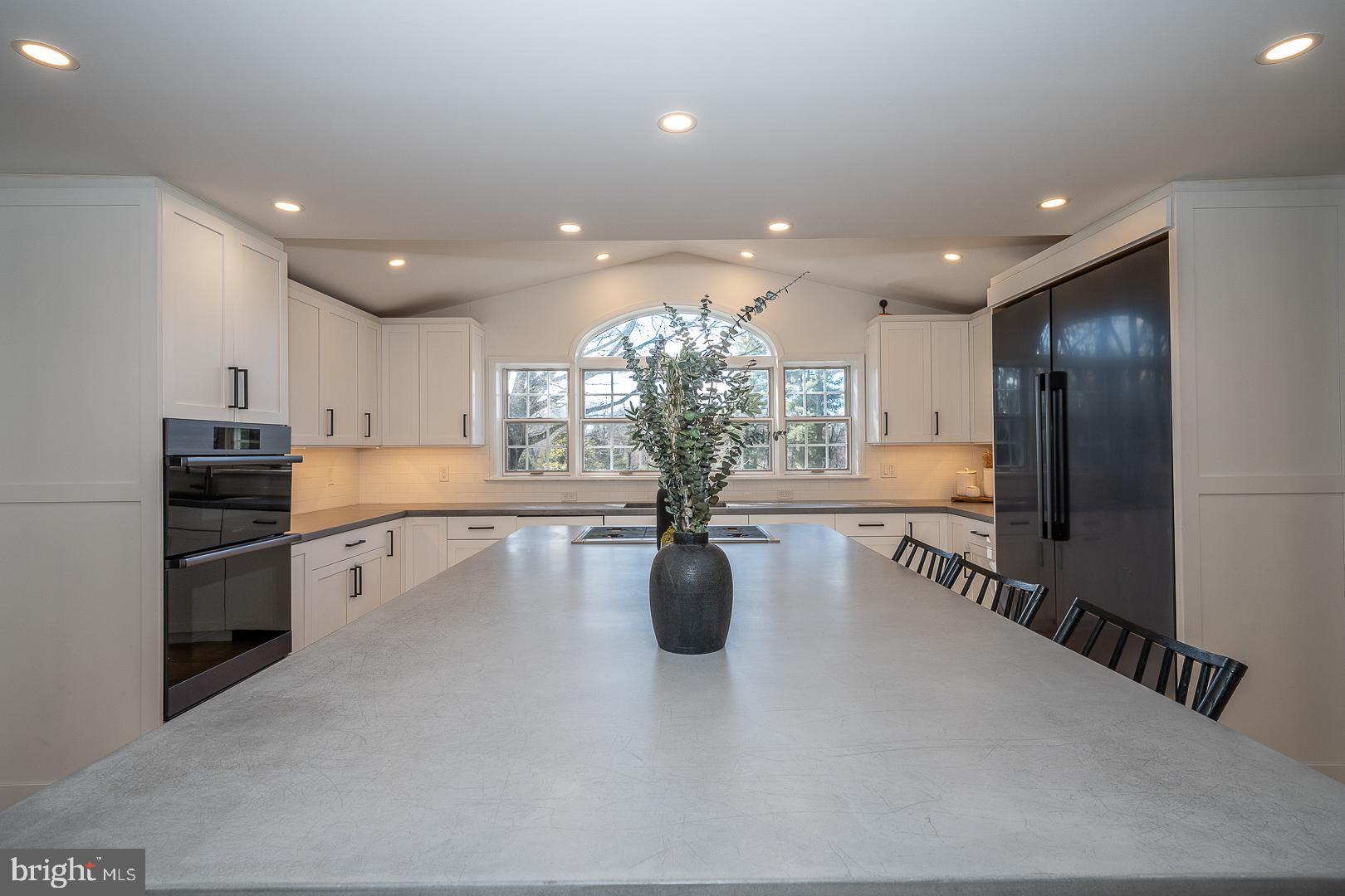 1129 Rock Creek Rd