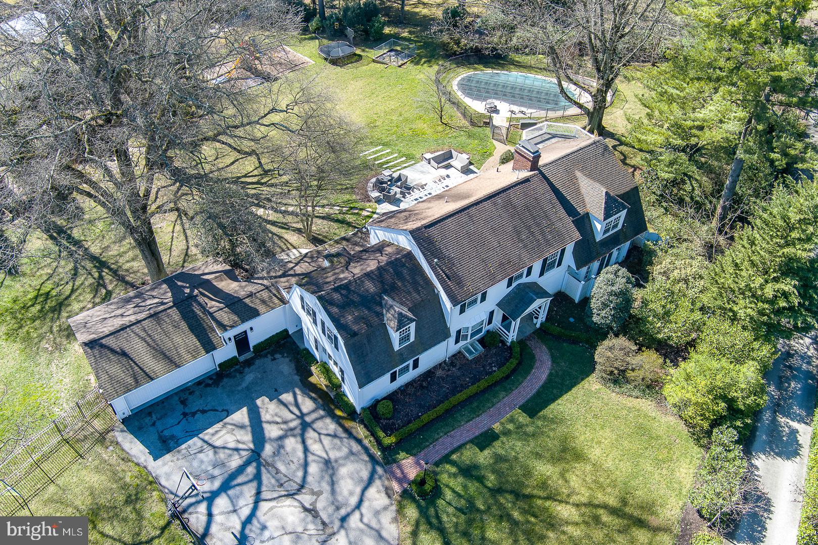 1129 Rock Creek Rd