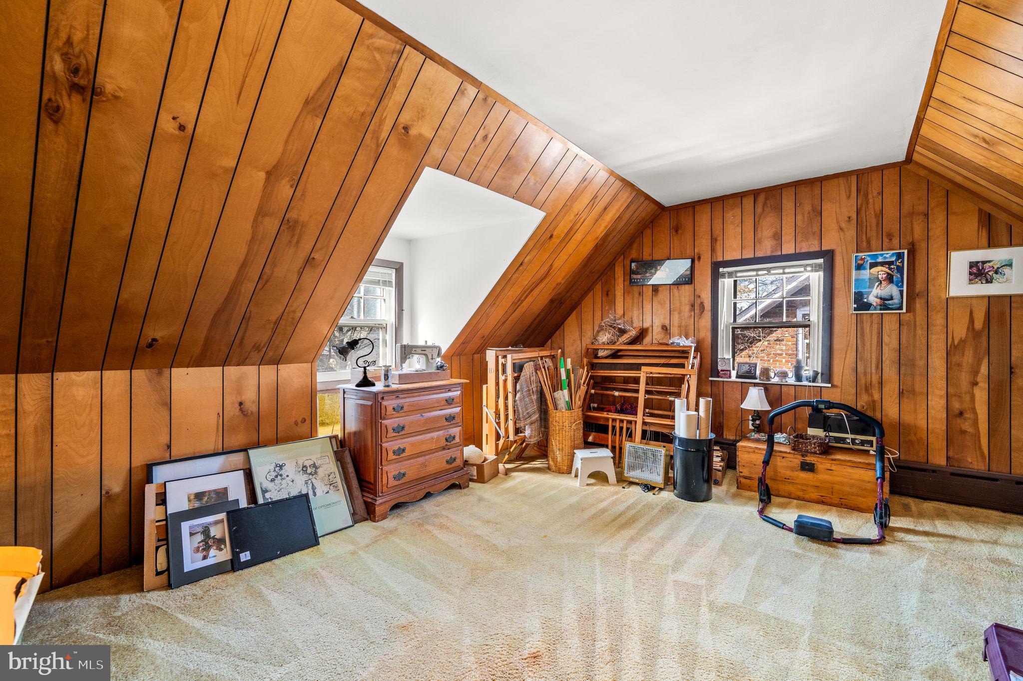 207 Hewett Rd