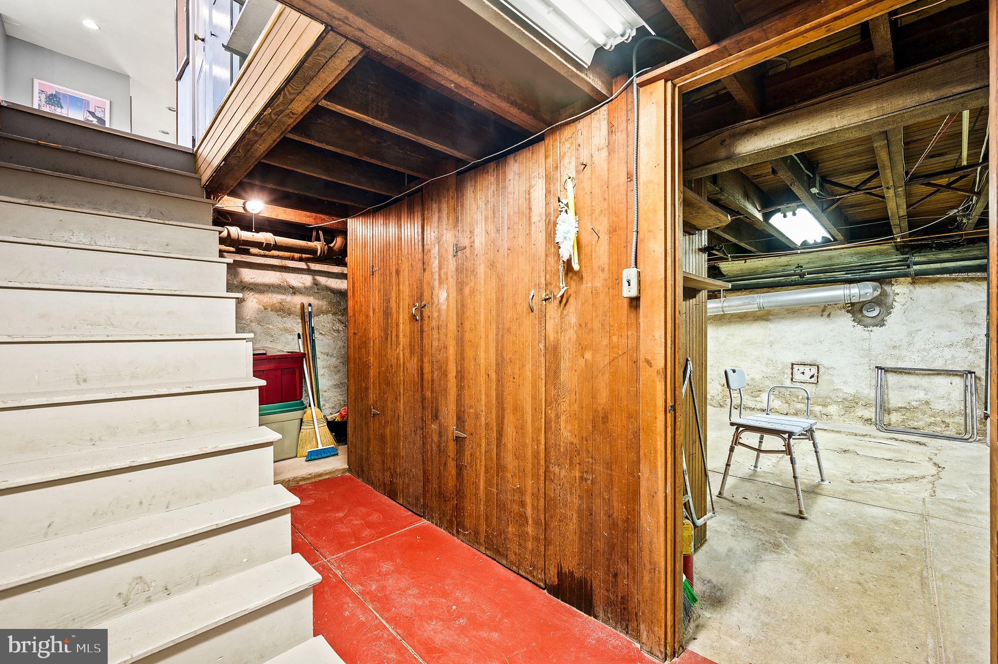 207 Hewett Rd