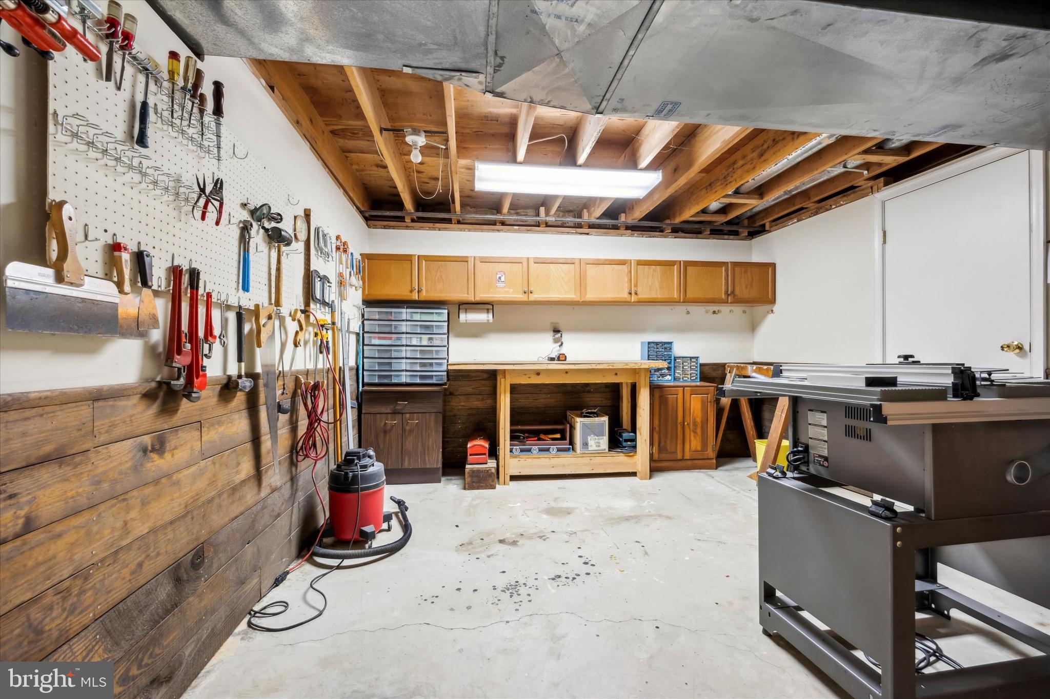 132 Scarlet Dr