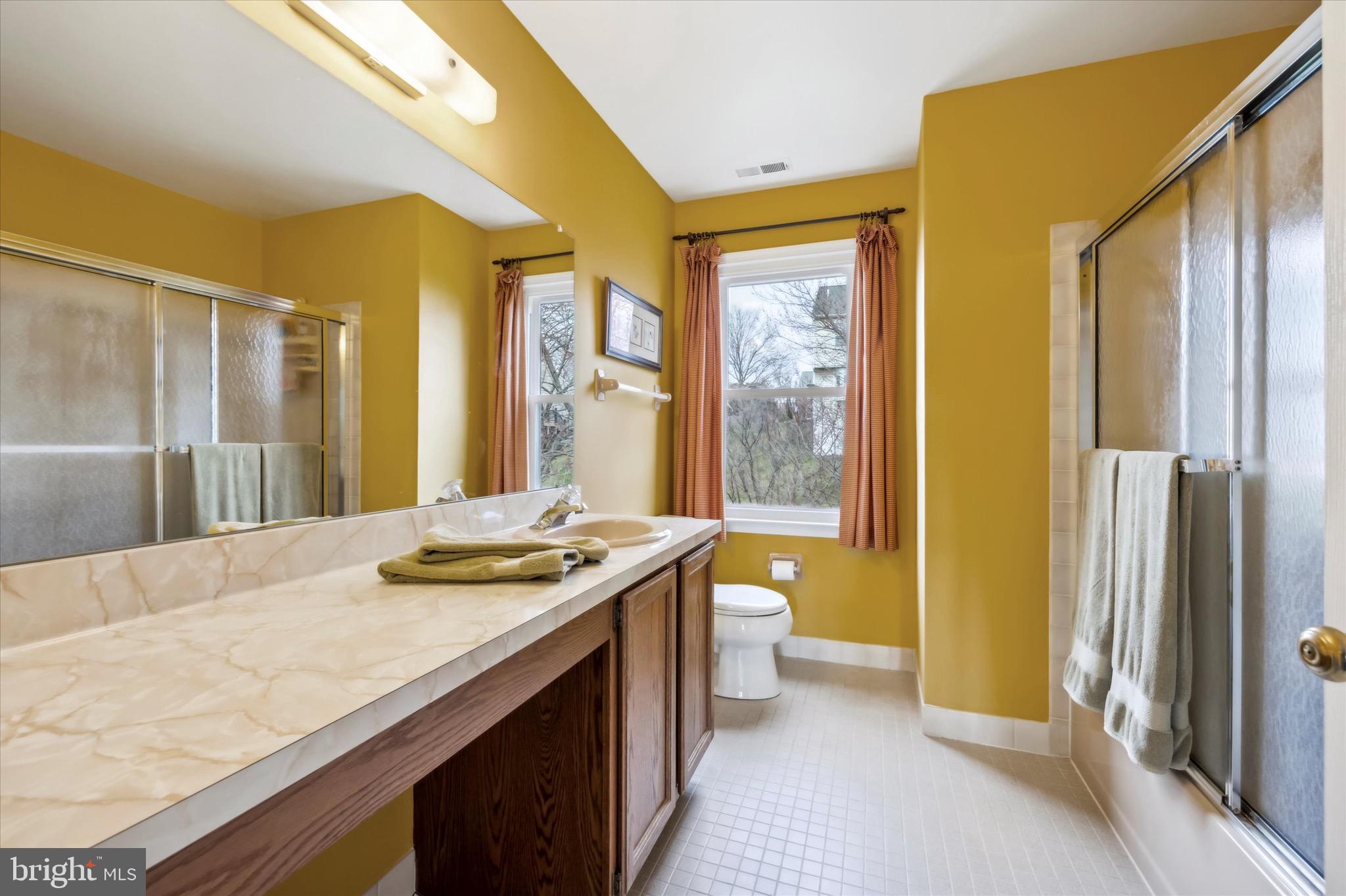 132 Scarlet Dr