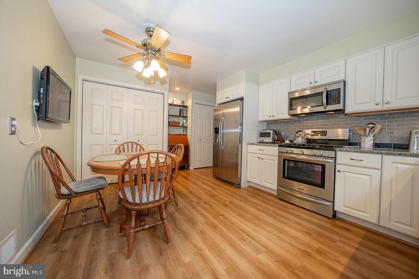 1300 Flat Rock Rd