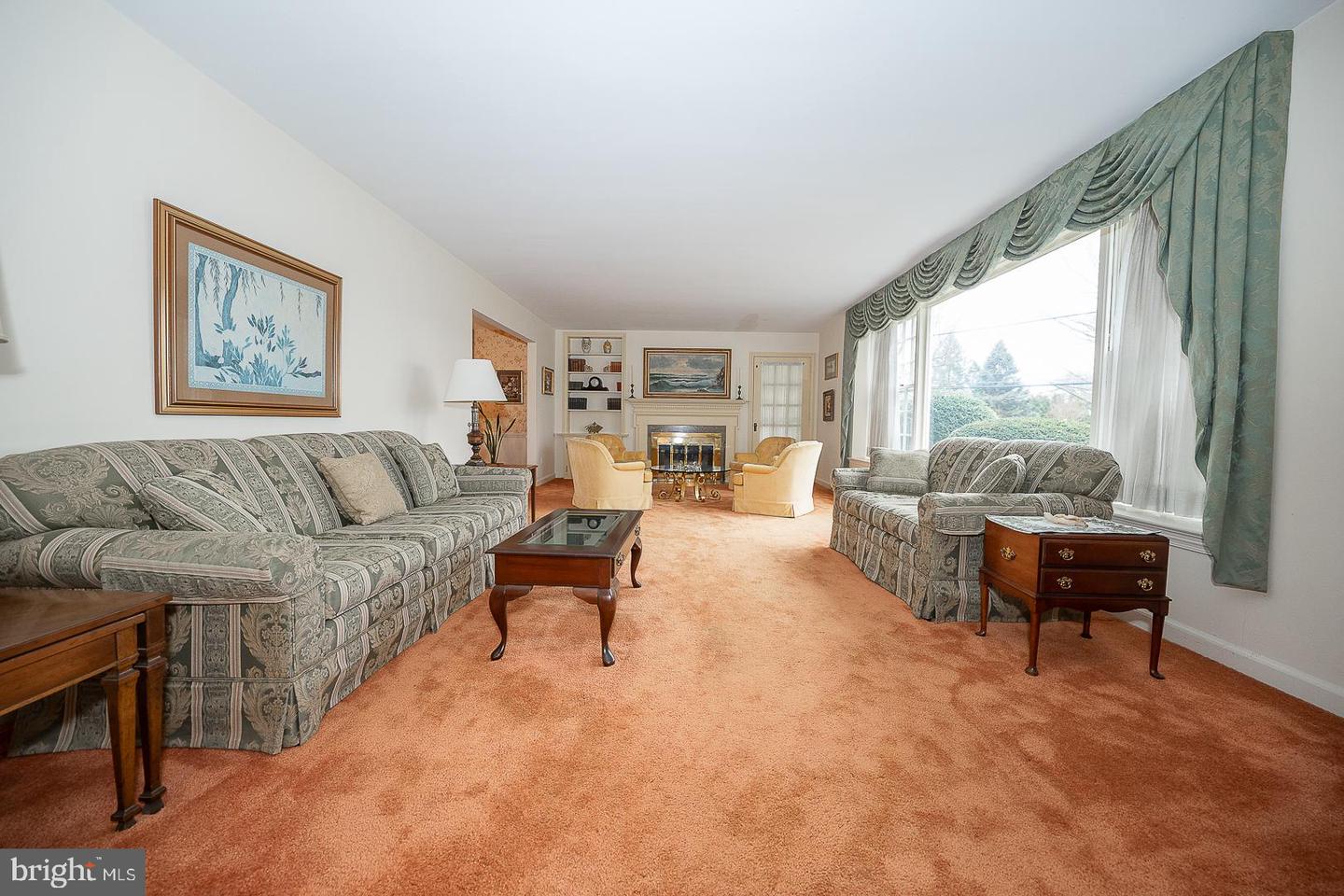 1300 Flat Rock Rd