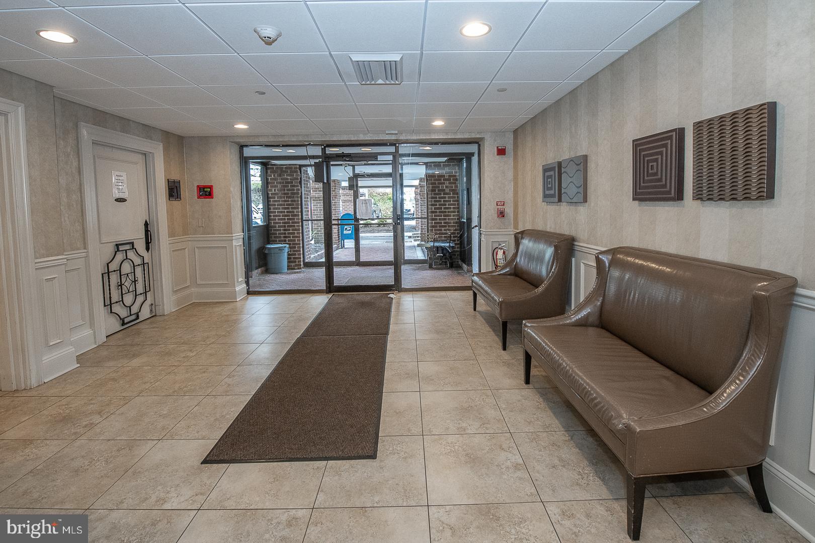 1219 W Wynnewood Rd #512