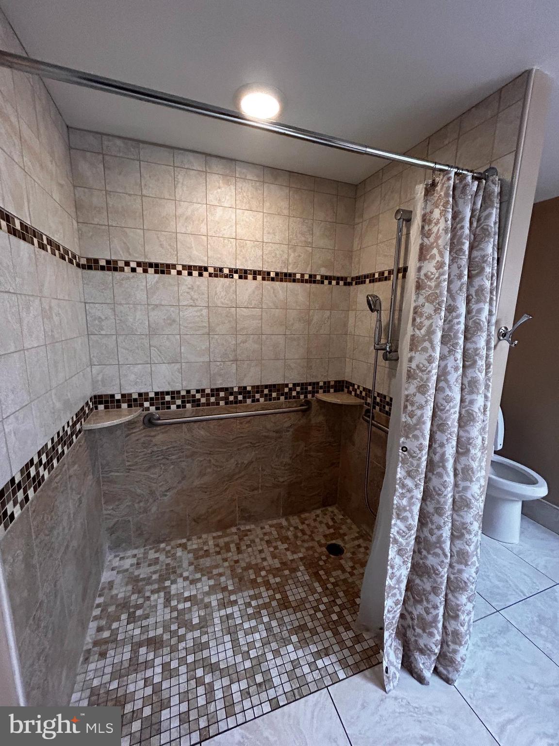 1219 W Wynnewood Rd #512