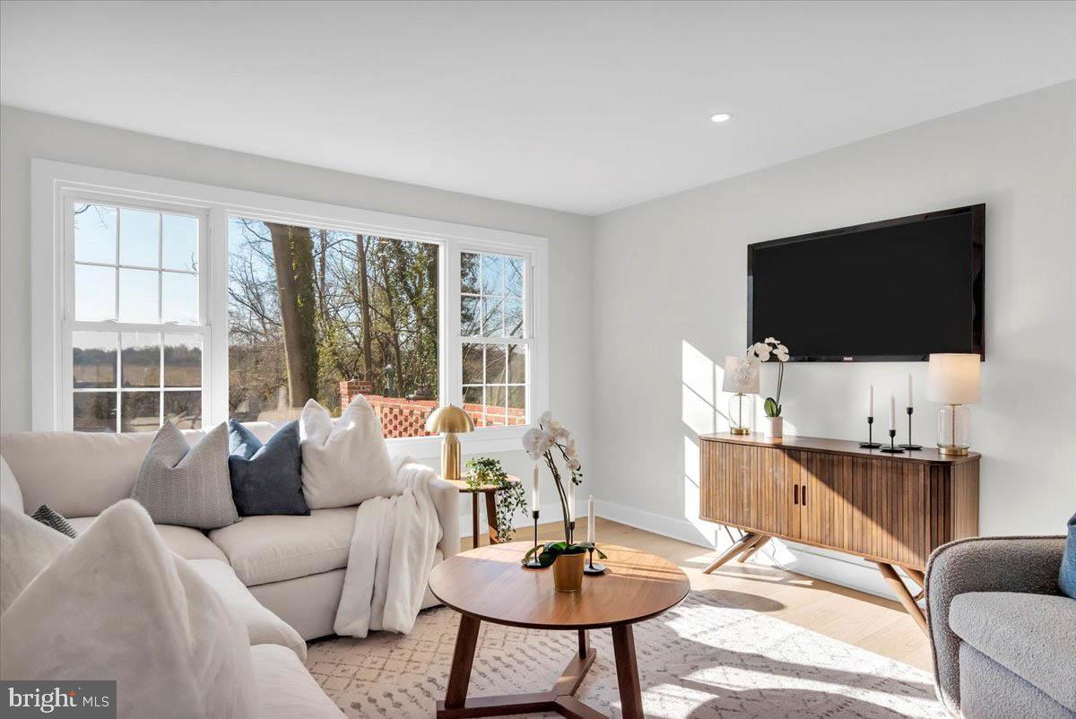 250 Gulph Hills Rd