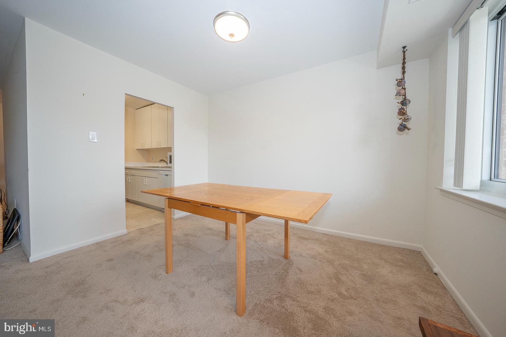 1637 Oakwood Dr #S409