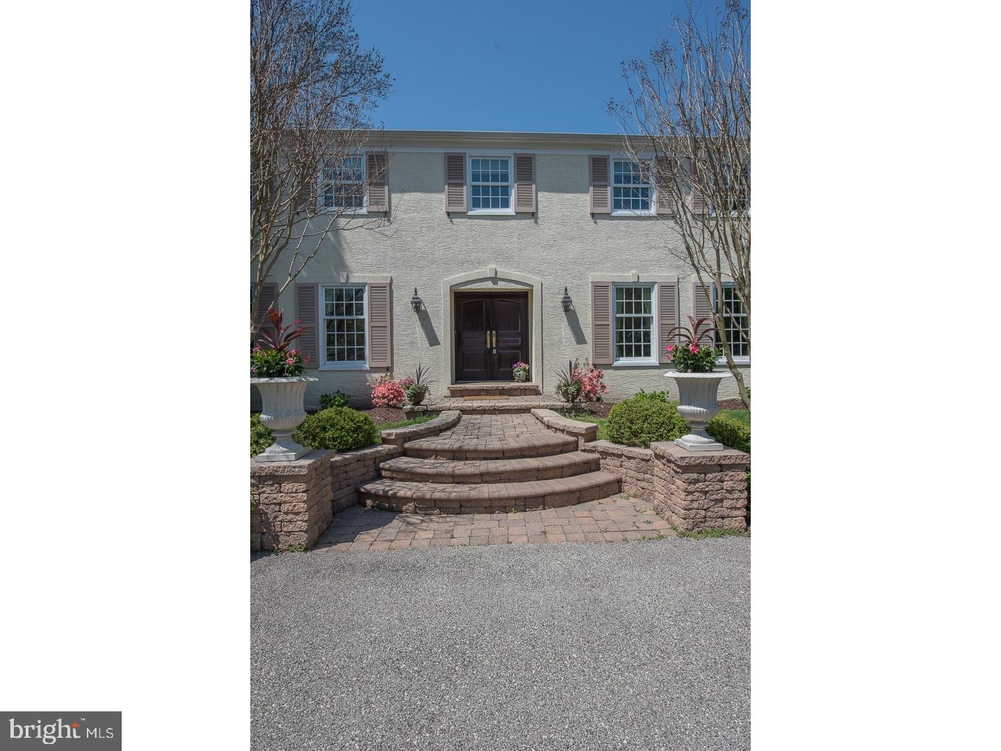1320 Bobarn Dr