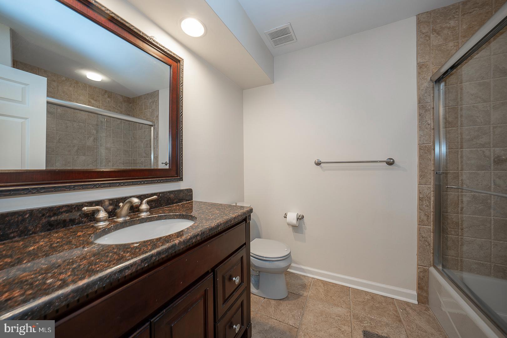 1320 Bobarn Dr