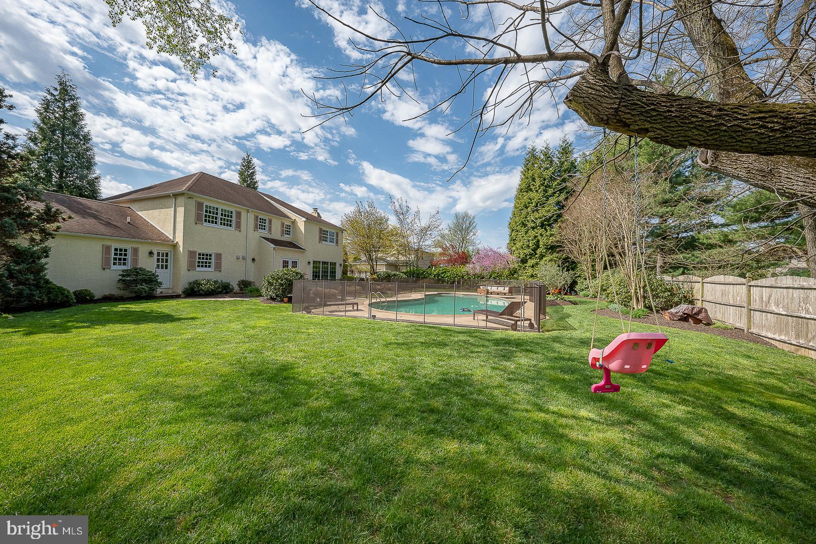 1320 Bobarn Dr