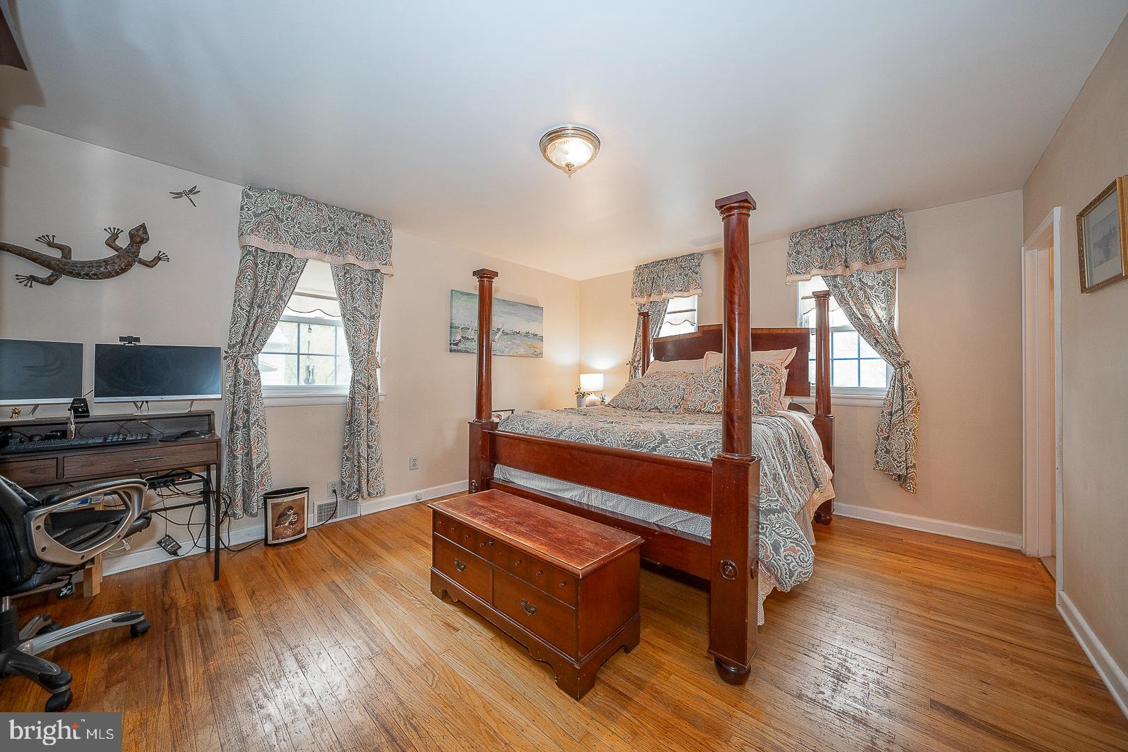 637 Green Briar Rd