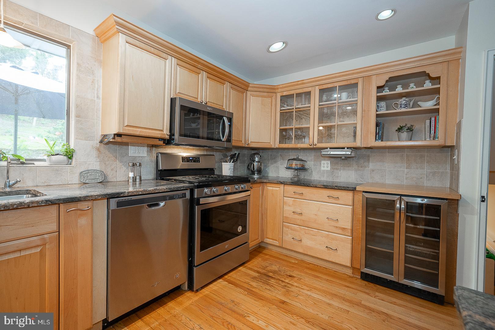637 Green Briar Rd