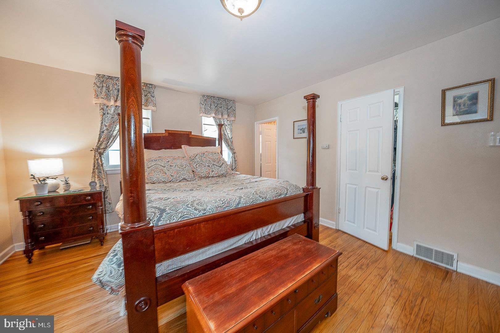 637 Green Briar Rd