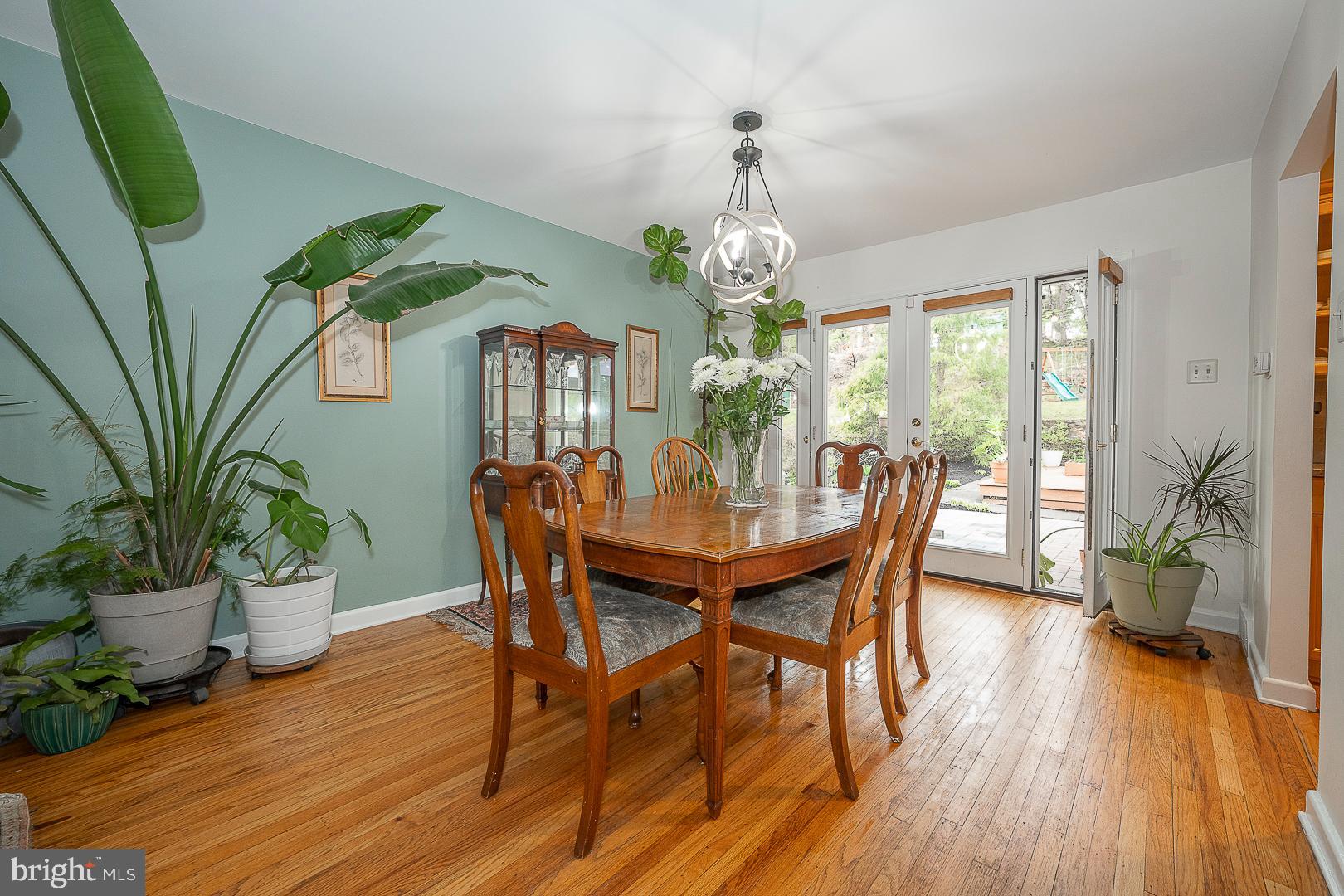 637 Green Briar Rd