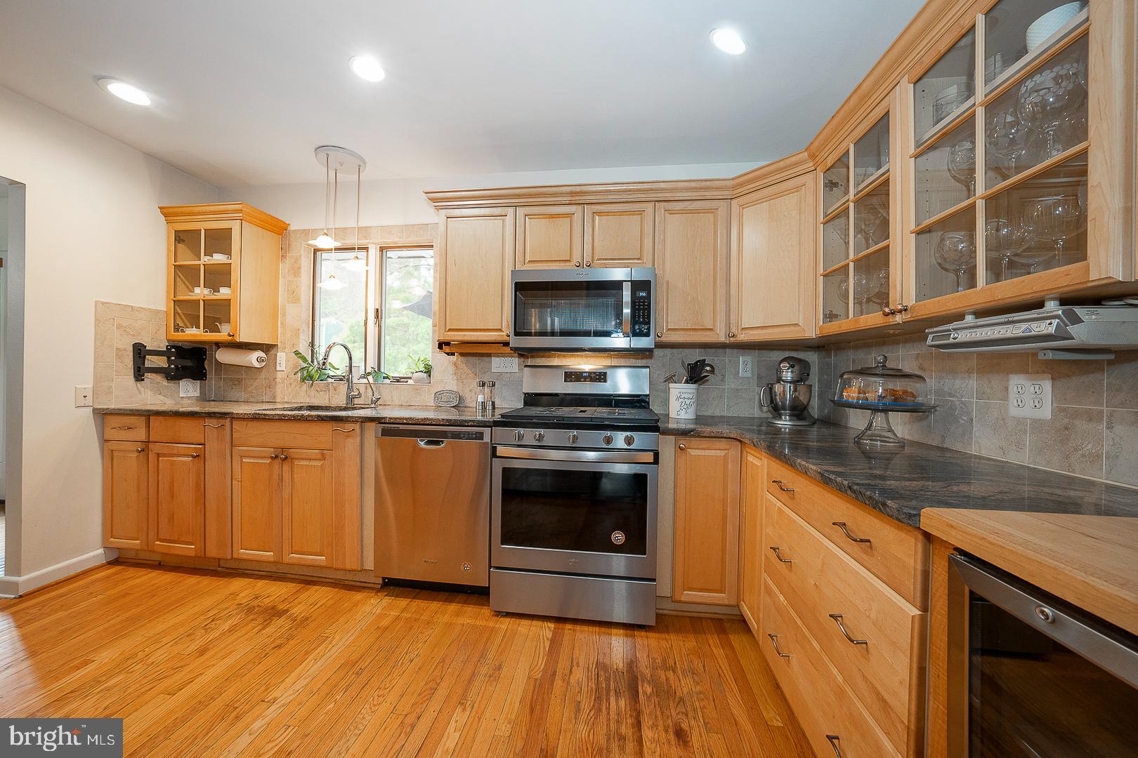 637 Green Briar Rd