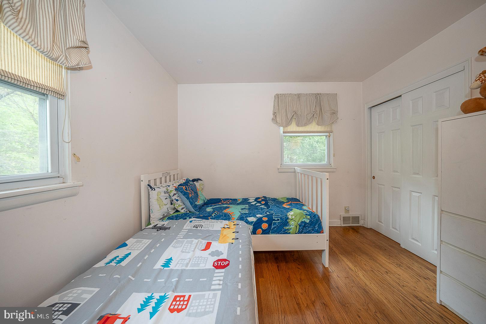 637 Green Briar Rd