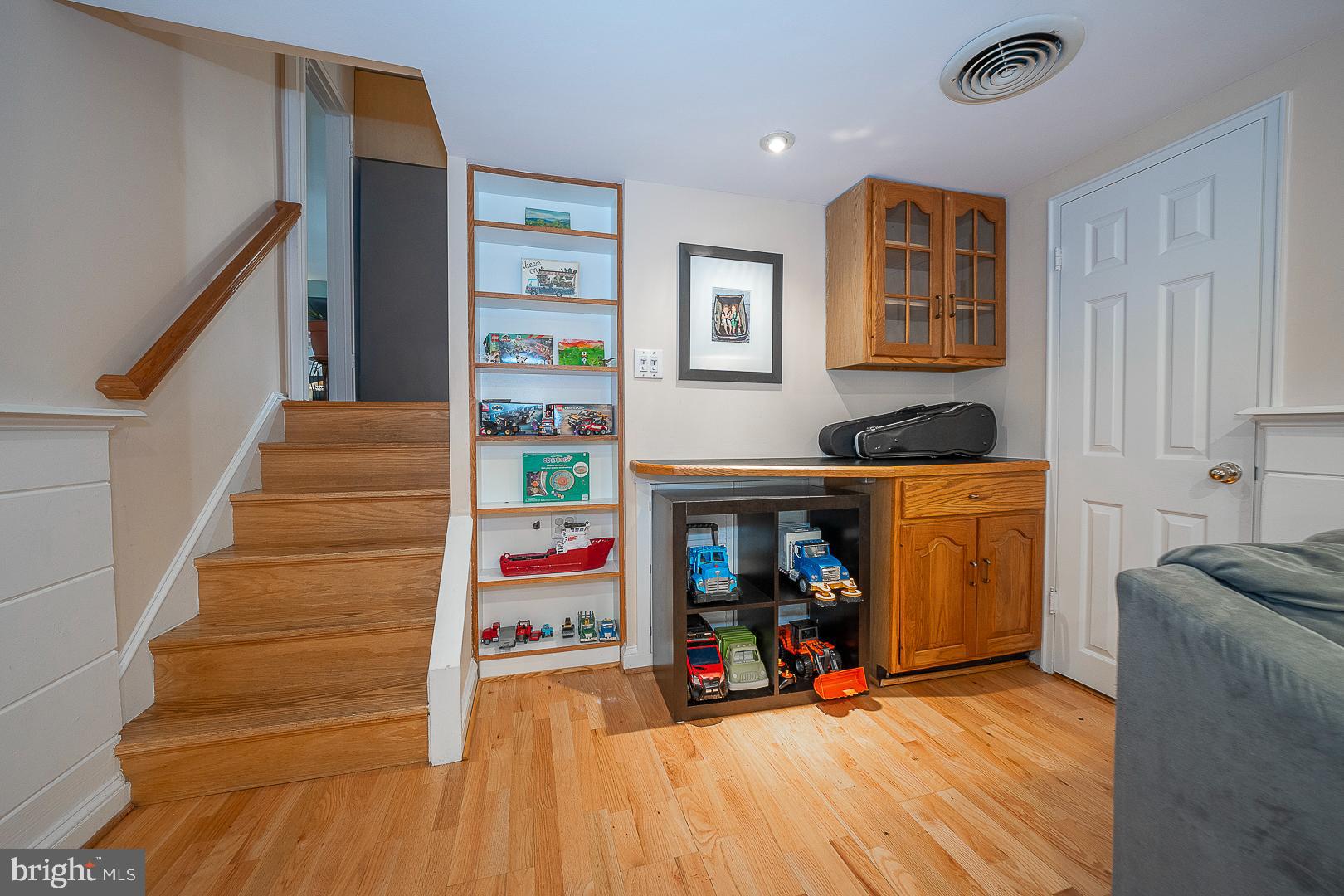 637 Green Briar Rd