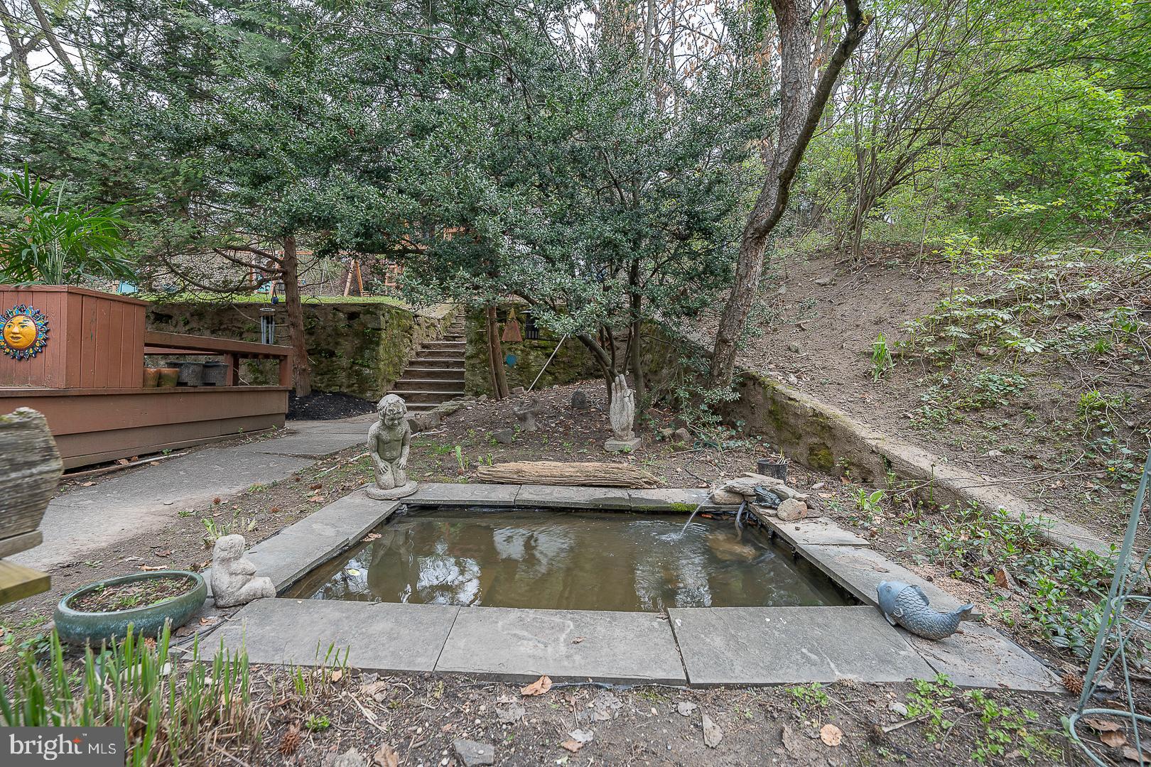 637 Green Briar Rd