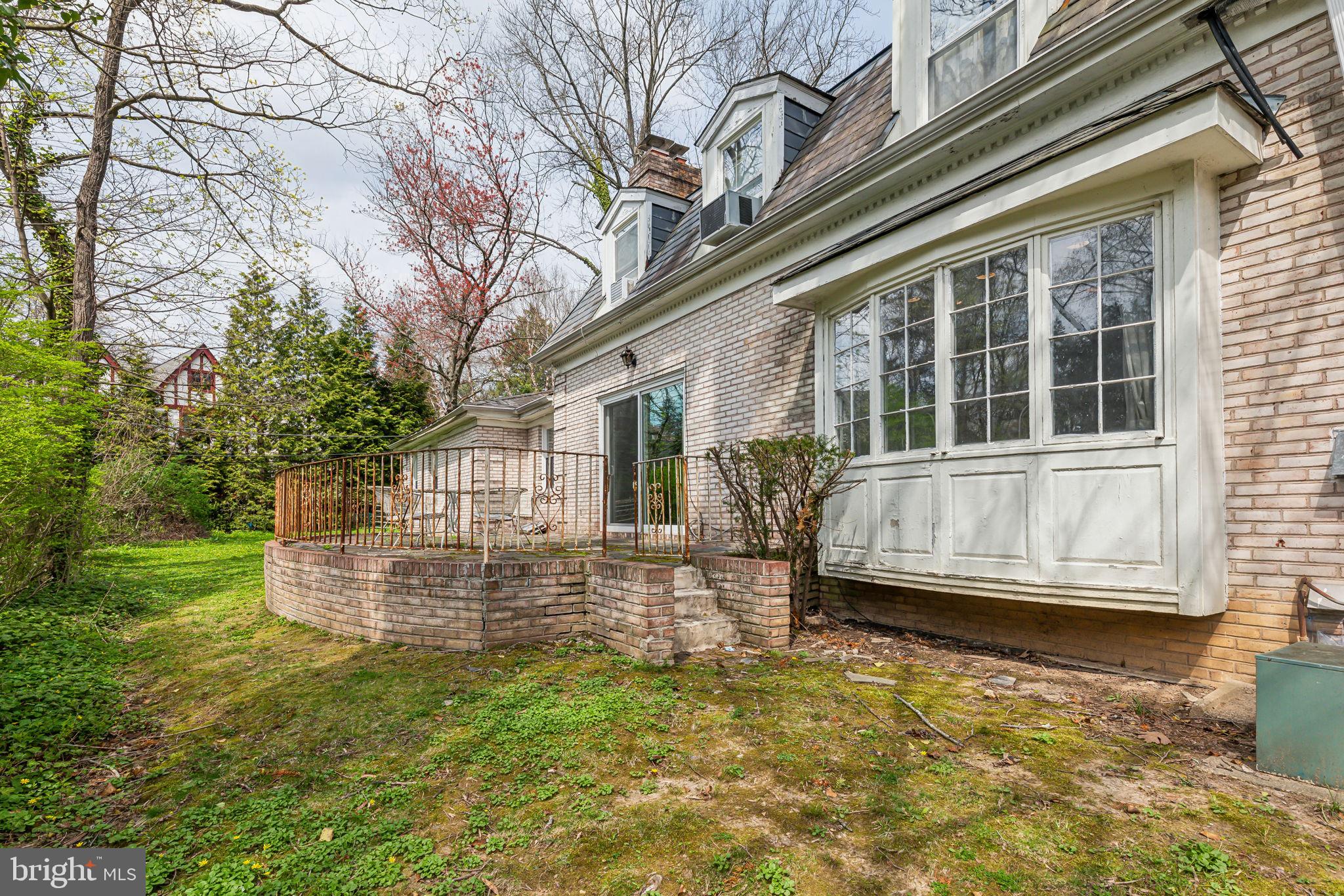 275 Brookway Rd