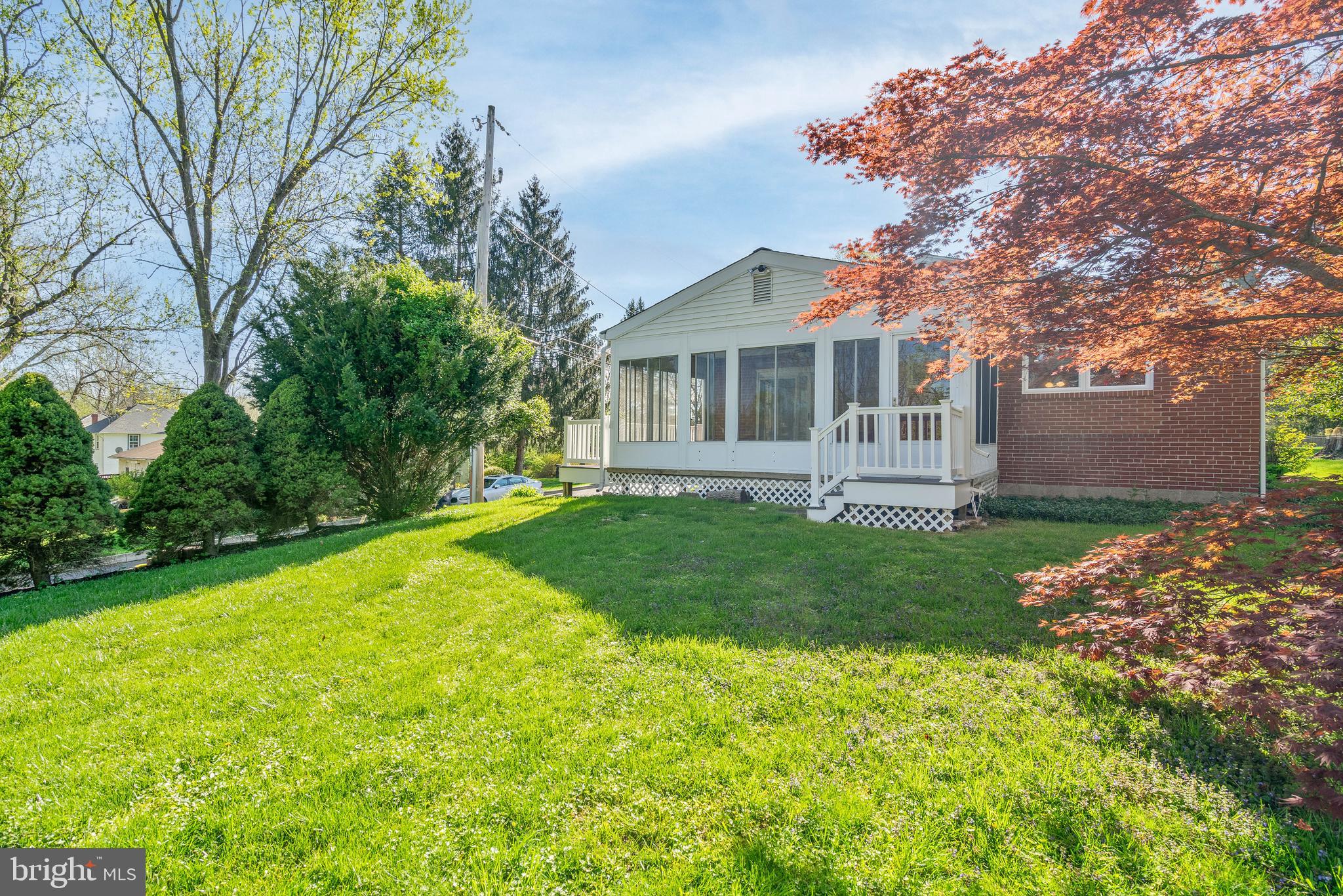629 Bellaire Ave