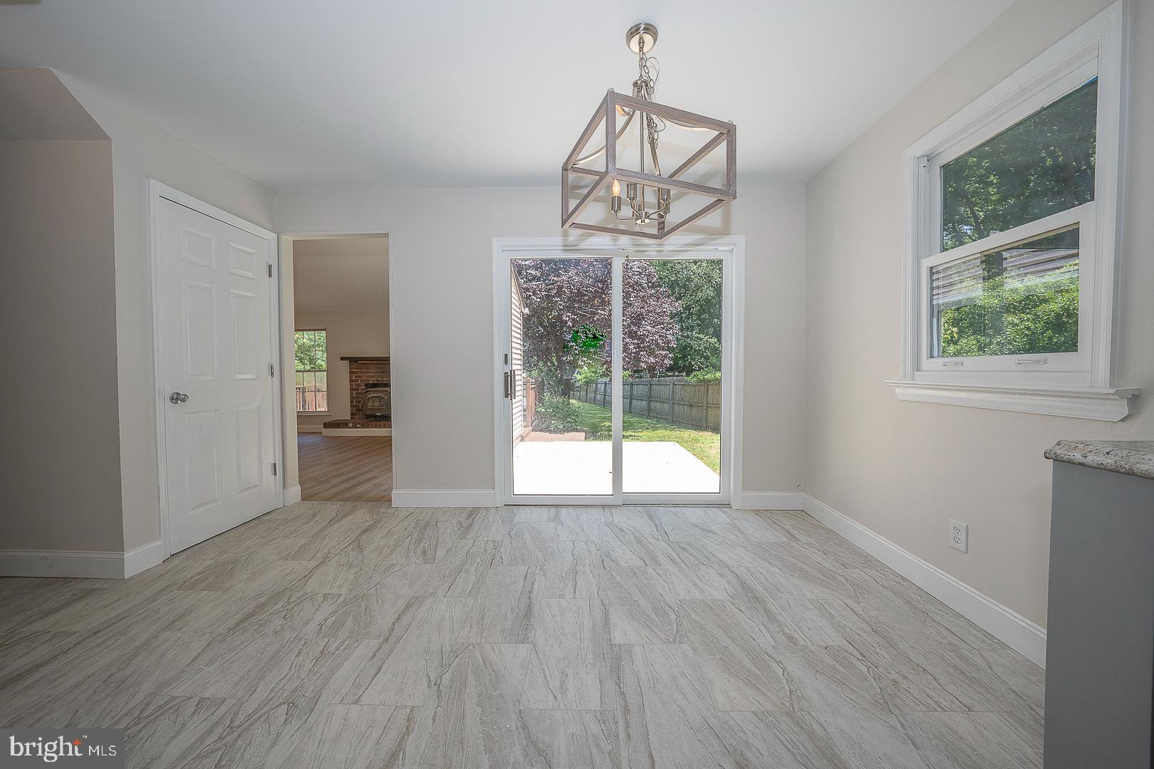 2129 Barnwood Cir