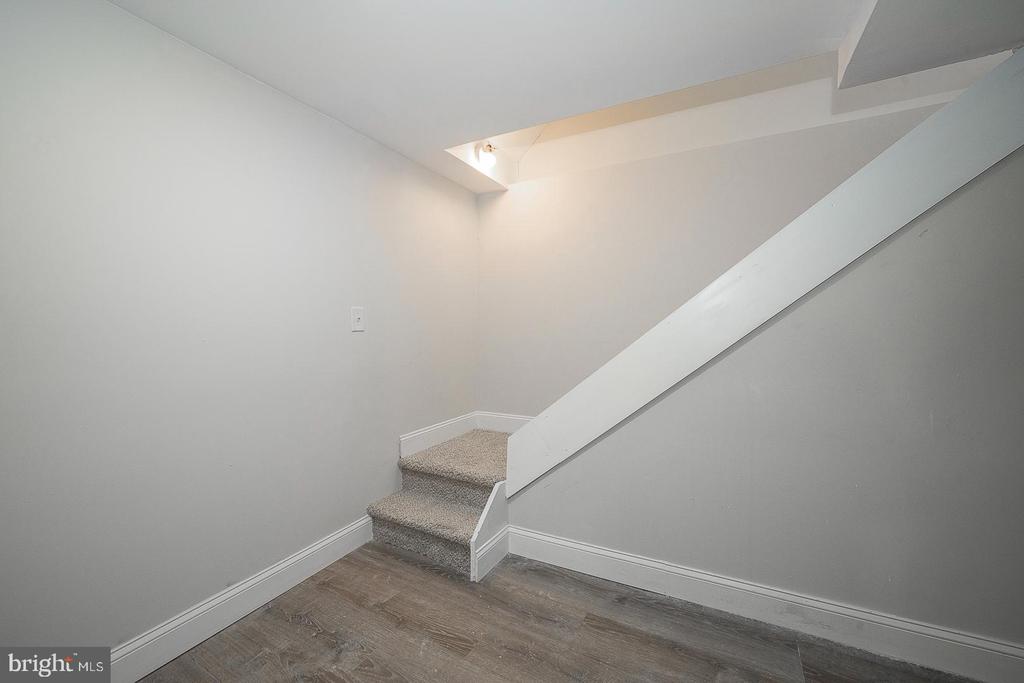 2129 Barnwood Cir