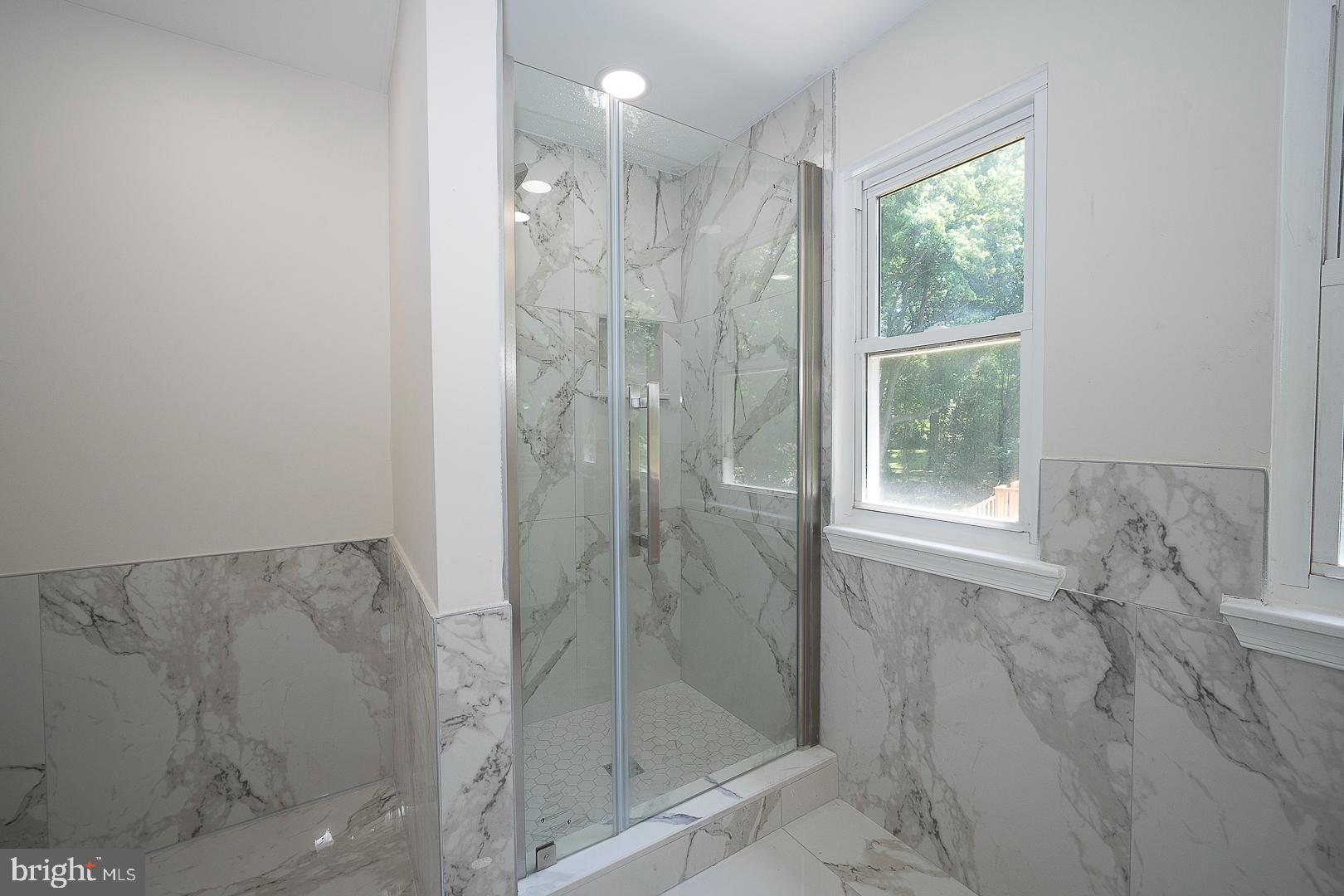 2129 Barnwood Cir