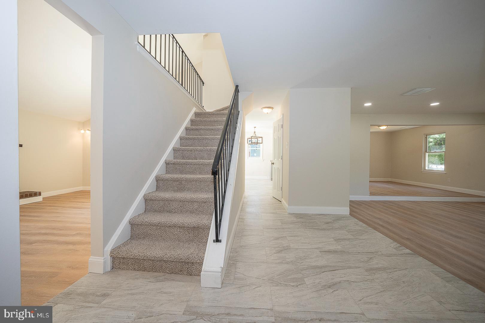 2129 Barnwood Cir