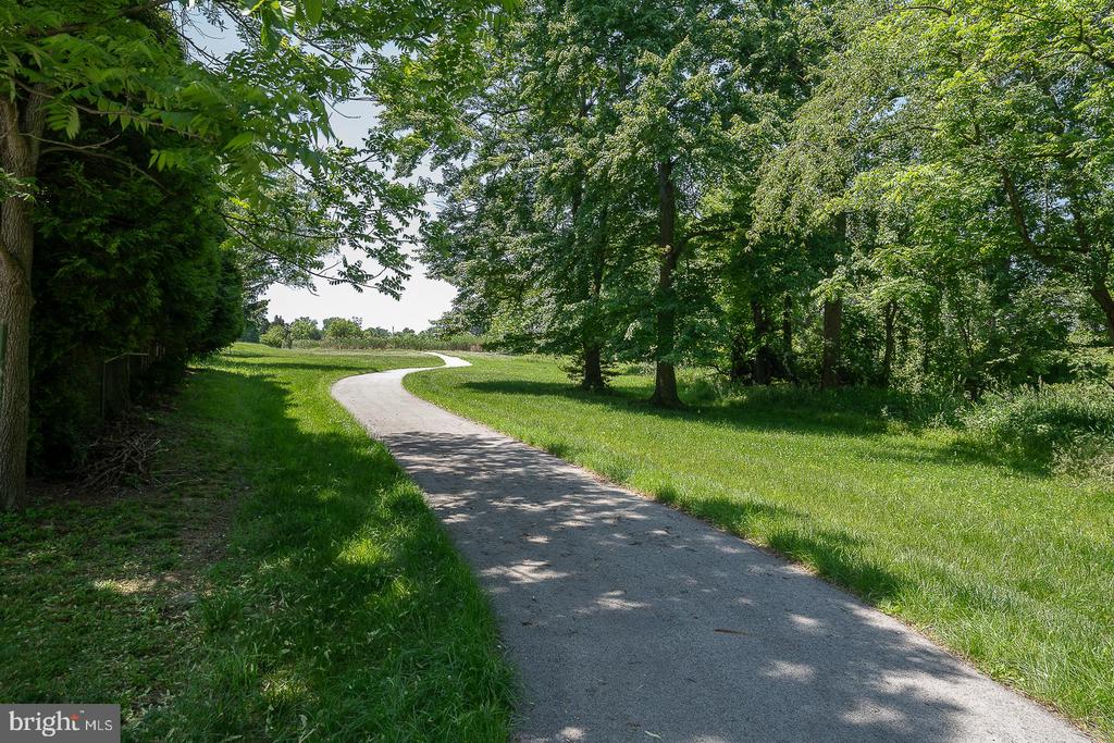 2129 Barnwood Cir